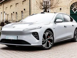 Grau Gebraucht 2023 Nio ET7 Limousine | 45.990 €