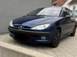 Blau Gebraucht 2002 Peugeot 206 Kleinwagen | 1.500 € (Fairer Preis)