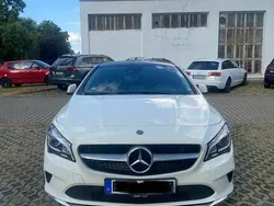 Weiß Gebraucht 2017 Mercedes CLA220 Shooting Brake Kombi | 17.700 € (Guter Preis)