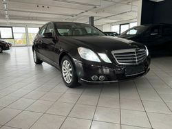 Braun Gebraucht 2010 Mercedes E350 Limousine | 9.401 €