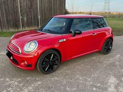 Rot Gebraucht 2008 Mini Cooper Kleinwagen | 5.800 € (Fairer Preis)