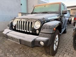 Schwarz Gebraucht 2018 Jeep Wrangler Unlimited Sahara SUV | 31.760 € (Superpreis)
