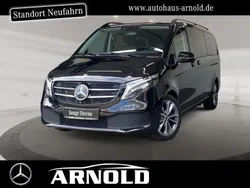Obsidianschwarz Gebraucht 2023 Mercedes V300 Avantgarde Van / Kleinbus | 54.800 € (Superpreis)