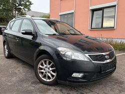 Schwarz Gebraucht 2010 Kia Ceed Kleinwagen | 1.990 € (Fairer Preis)