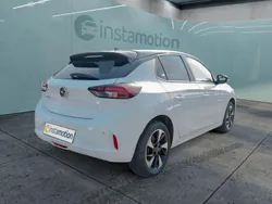 Weiß Gebraucht 2021 Opel Corsa-e Kleinwagen | 16.749 € (Fairer Preis)