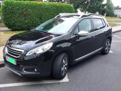 Schwarz Gebraucht 2014 Peugeot 2008 SUV | 7.000 €