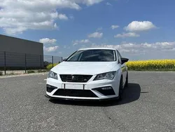 Weiß Gebraucht 2019 Seat Leon FR Limousine | 17.899 € (Etwas zu teuer)