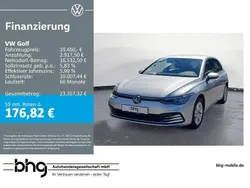 Silber Gebraucht 2022 VW Golf VIII Life Limousine | 19.450 € (Guter Preis)