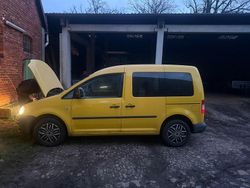 Gelb Gebraucht 2008 VW Caddy Van / Kleinbus | 3.300 €