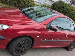 Rot Gebraucht 2002 Peugeot 206 CC Cabrio | 1.200 € (Guter Preis)