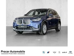 Phytonicblau metallic Gebraucht 2024 BMW iX1 Performance SUV | 50.490 € (Etwas zu teuer)