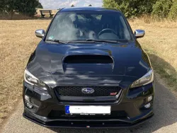 Schwarz Gebraucht 2016 Subaru WRX STI Limousine | 34.000 €