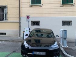 Schwarz Gebraucht 2020 Tesla Model 3 Limousine | 26.000 € (Teuer)