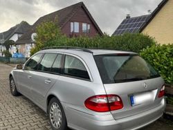Silber Gebraucht 2004 Mercedes E200 Kombi | 1.950 € (Superpreis)