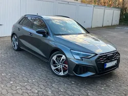 Grau Gebraucht 2023 Audi S3 Sport Limousine | 45.990 € (Etwas zu teuer)