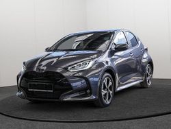 Grau Neu 2025 Toyota Yaris Hybrid Comfort Limousine | 28.490 € (Etwas zu teuer)