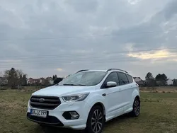 Weiß Gebraucht 2019 Ford Kuga ST-Line SUV | 18.500 € (Etwas zu teuer)