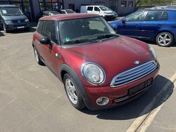 Rot Gebraucht 2008 Mini ONE Kleinwagen | 4.400 € (Etwas zu teuer)