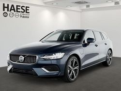 Denim blue / metallic Gebraucht 2025 Volvo V60 Plus Kombi | 42.900 € (Fairer Preis)