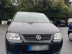 Schwarz Gebraucht 2003 VW Touran Van / Kleinbus | 1.450 € (Fairer Preis)