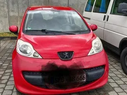 Rot Gebraucht 2006 Peugeot 107 Kleinwagen | 450 € (Guter Preis)