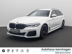 Weiß Gebraucht 2022 BMW 530e M Sport Kombi | 38.499 € (Fairer Preis)