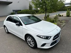Weiß Gebraucht 2019 Mercedes A180 Limousine | 21.300 € (Teuer)