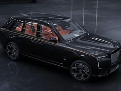 Black diamond Neu 2025 Rolls Royce Cullinan SUV | 654.500 €
