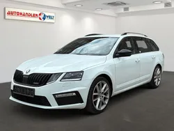 Weiß Gebraucht 2018 Skoda Octavia RS Kombi | 13.199 € (Guter Preis)