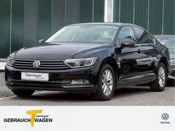 Schwarz Gebraucht 2016 VW Passat Comfortline Limousine | 13.780 € (Guter Preis)