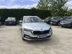 Brilliantsilber metallic Gebraucht 2020 Skoda Octavia First Edition Kombi | 19.899 € (Guter Preis)