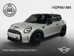 Grau Gebraucht 2022 Mini Cooper SE Classic Kleinwagen | 19.331 € (Teuer)