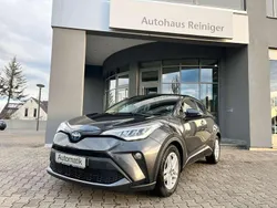 Marlingrau Gebraucht 2023 Toyota C-HR SUV | 22.990 € (Fairer Preis)