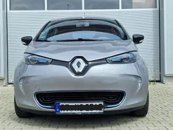Grau Gebraucht 2014 Renault Zoe Life Kleinwagen | 5.490 €