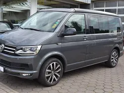 Grau Gebraucht 2017 VW T6 Edition Van | 30.995 € (Teuer)