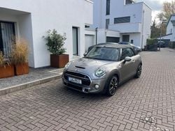 Grau Gebraucht 2016 Mini Cooper S Kleinwagen | 15.500 € (Fairer Preis)