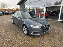 Grau Gebraucht 2018 Audi A3 Sport Limousine | 13.498 € (Fairer Preis)