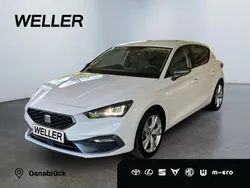 Weiß Gebraucht 2023 Seat Leon FR Limousine | 21.480 € (Guter Preis)