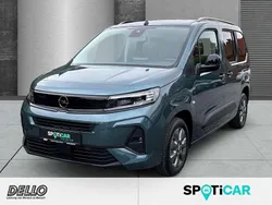 Blau Neu 2025 Opel Combo Life Edition+ Van / Kleinbus | 27.780 € (Etwas zu teuer)