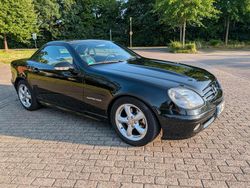 Schwarz Gebraucht 2002 Mercedes SLK200 Cabrio | 7.500 € (Fairer Preis)