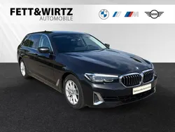Sophistograu brillanteffekt Gebraucht 2022 BMW 530 Luxury Line Kombi | 31.790 € (Superpreis)