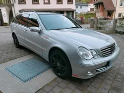 Silber Gebraucht 2006 Mercedes C350 Kombi | 10.000 €
