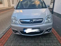 Silber Gebraucht 2007 Opel Meriva Van / Kleinbus | 2.650 € (Fairer Preis)