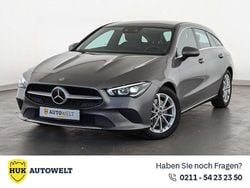 Grau Gebraucht 2022 Mercedes CLA250 Shooting Brake Progressive Kombi | 32.660 € (Superpreis)