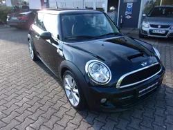 Schwarz Gebraucht 2013 Mini Cooper SD Kleinwagen | 12.900 € (Etwas zu teuer)