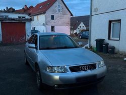 Silber Gebraucht 2002 Audi A3 Ambiente Kleinwagen | 2.000 € (Fairer Preis)