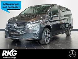 Grau Gebraucht 2025 Mercedes V250 Night Van / Kleinbus | 57.990 €