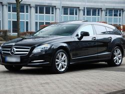 Schwarz Gebraucht 2013 Mercedes CLS350 Kombi | 16.990 € (Fairer Preis)