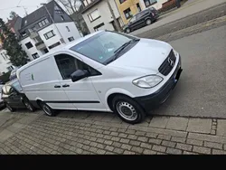 Weiß Gebraucht 2010 Mercedes Vito Van / Kleinbus | 6.799 €
