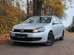 Grau Gebraucht 2013 VW Golf VII Kombi | 4.399 € (Guter Preis)